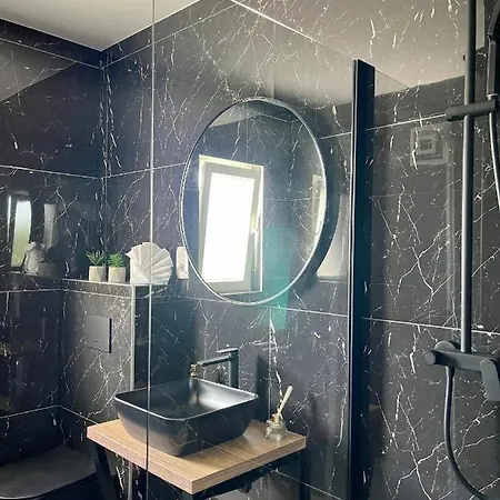 Guest house Elite - Free Parking 4*