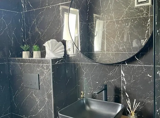 Elite - Free Parking 4* Split