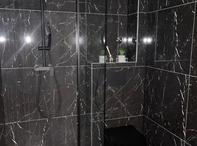 Elite - Free Parking Guest house 4*