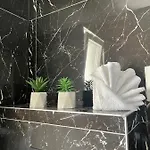 Elite - Free Parking Сплит