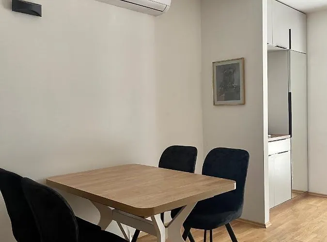 Gasthuis Elite - Free Parking Split